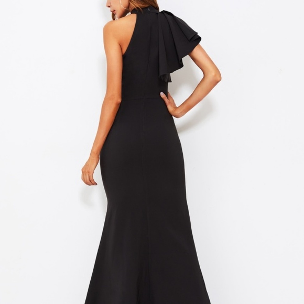 Restocked! Flounce Fishtail Dress - Picture 4 of 4